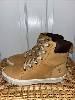 TIMBERLAND Skyla Bay 6 inch Nubuck sneaker boot in Wheat NWOB